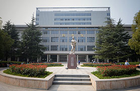 国产成人精品白浆久久69