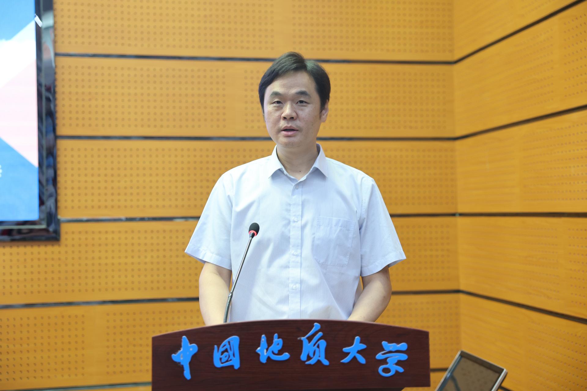国产成人精品白浆久久69