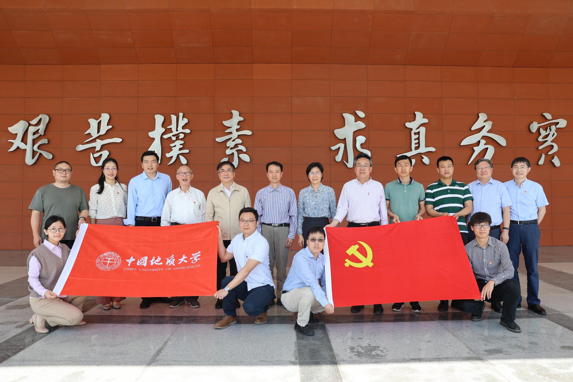 国产成人精品白浆久久69