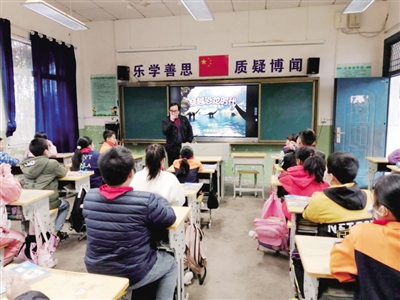 国产成人精品白浆久久69
