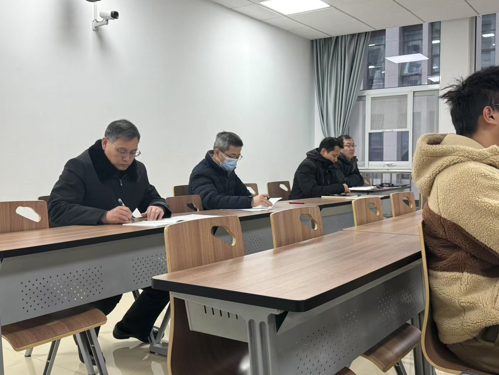 国产成人精品白浆久久69