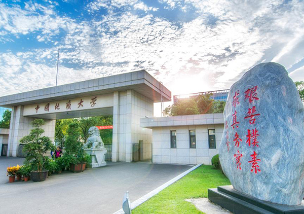国产成人精品白浆久久69